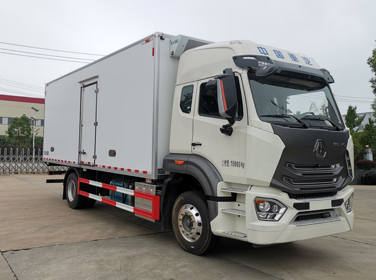 楚勝牌 CSC5180XLCZ6 型冷藏車